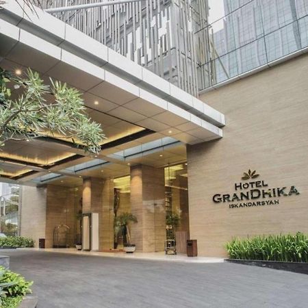 Hotel Grandhika Iskandarsyah Джакарта Экстерьер фото