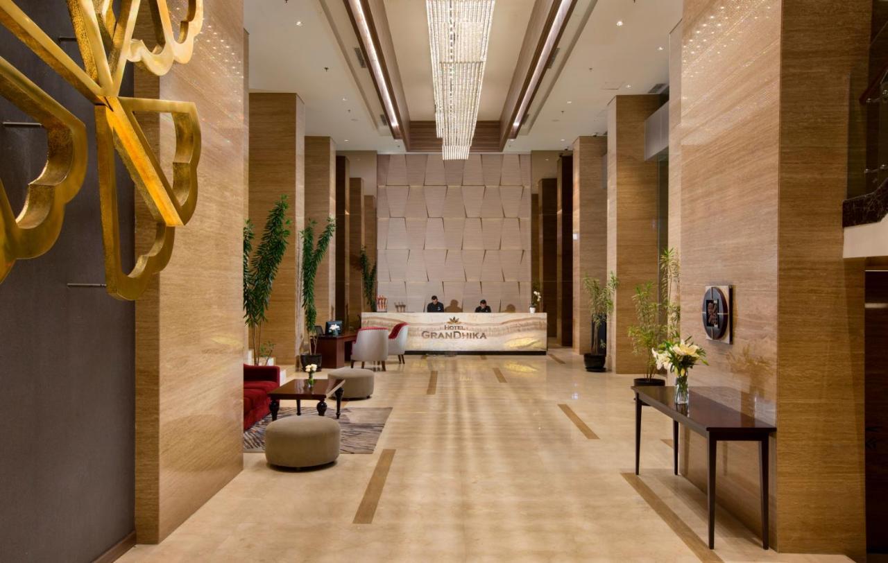 Hotel Grandhika Iskandarsyah Джакарта Экстерьер фото