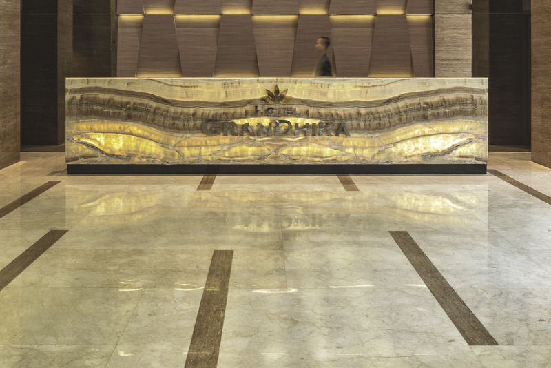 Hotel Grandhika Iskandarsyah Джакарта Экстерьер фото